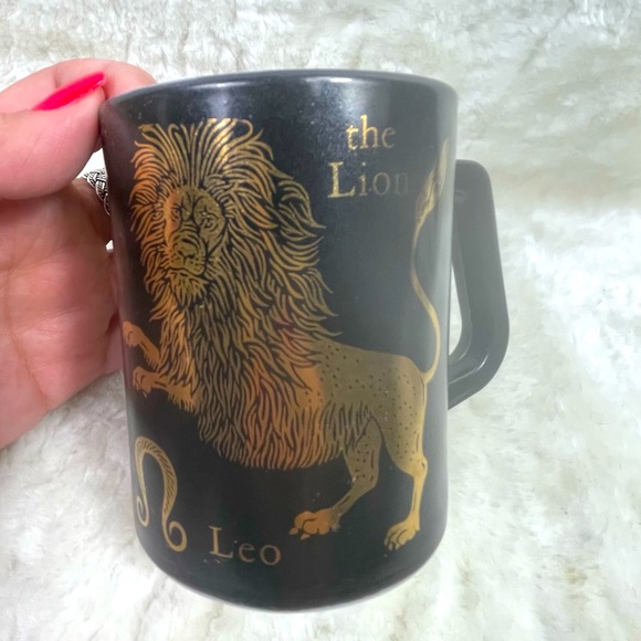 Leo “The Lion” Mug / Coffee Cup / White Glass with Black Gold Exterior - Picture 6 of 8